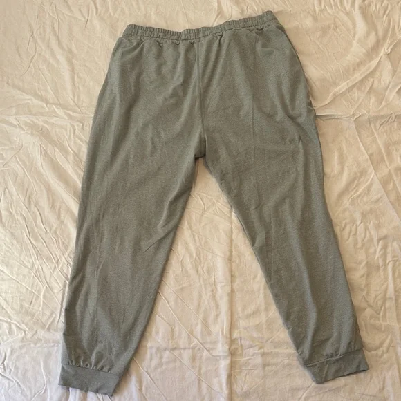 Vuori Heather Gray Lounge Pants - Picture 4 of 4